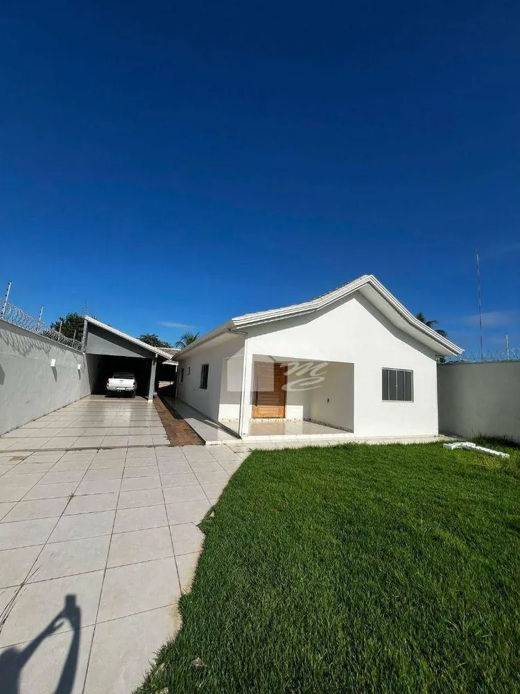 Casa, 3 quartos, 290 m² - Foto 1