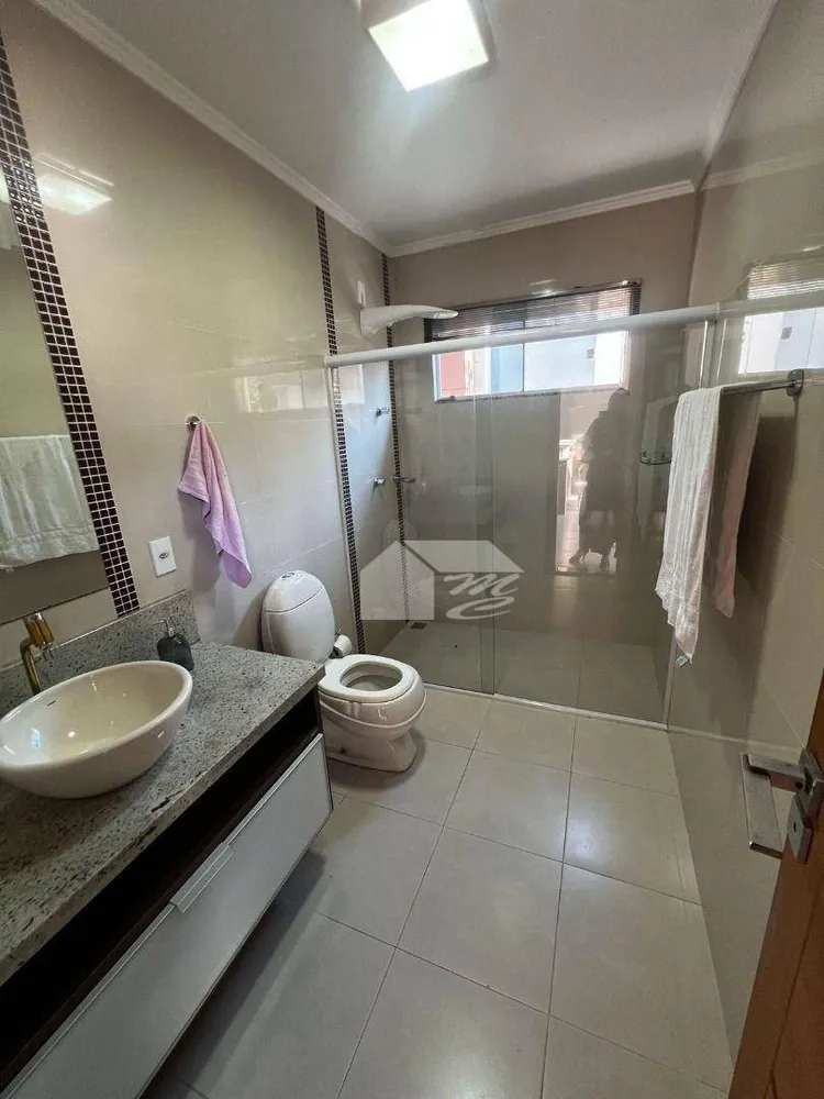 Casa, 3 quartos, 290 m² - Foto 7
