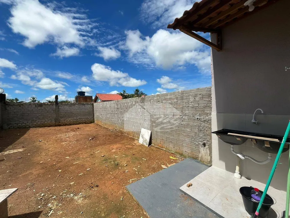 Casa, 2 quartos, 58 m² - Foto 1
