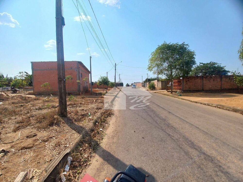 Casa à venda com 2 quartos, 57m² - Foto 4