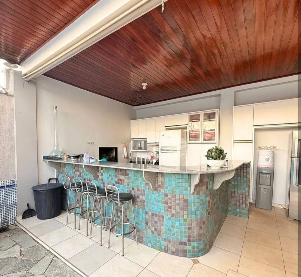 Casa, 3 quartos, 300 m² - Foto 8