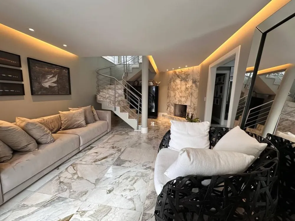 Casa, 4 quartos, 306 m² - Foto 2
