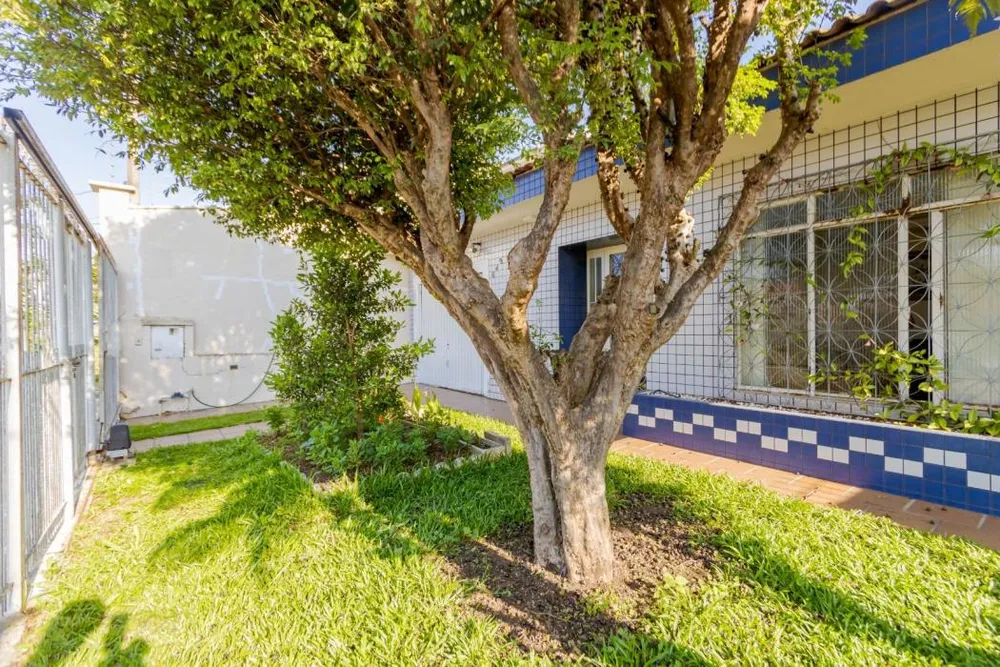 Casa, 3 quartos, 215 m² - Foto 1