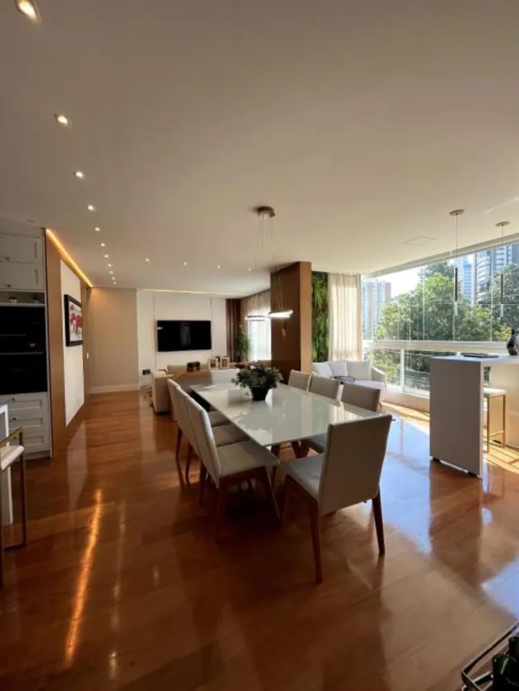 Apartamento, 3 quartos, 150 m² - Foto 1