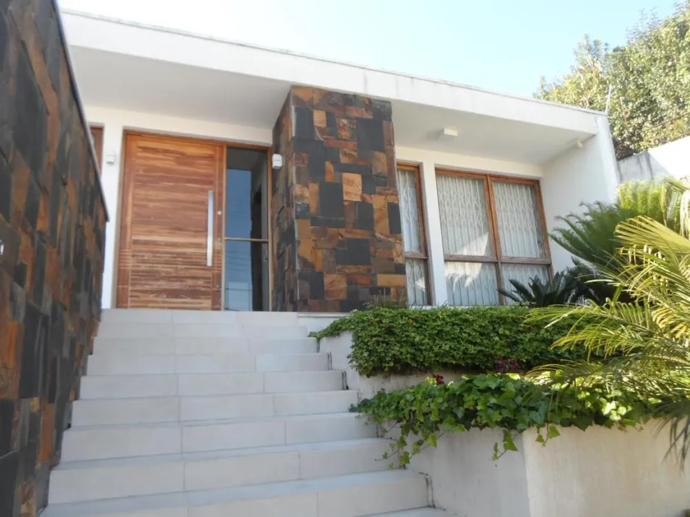 Casa, 4 quartos, 334 m² - Foto 1