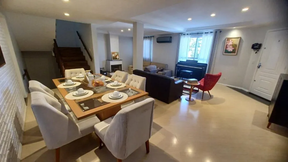 Sobrado, 3 quartos, 320 m² - Foto 2