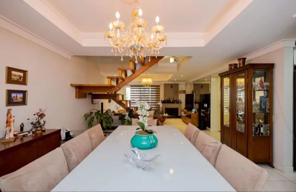 Casa, 3 quartos, 273 m² - Foto 4