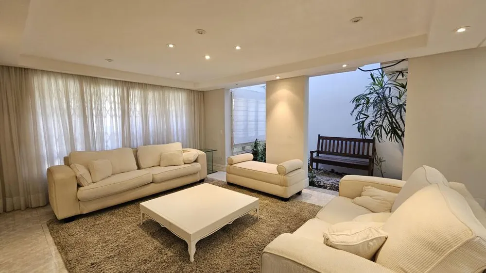 Casa, 3 quartos, 246 m² - Foto 2