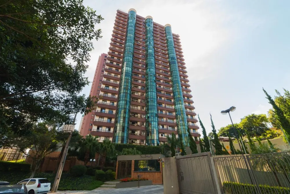 Apartamento, 3 quartos, 137 m² - Foto 1