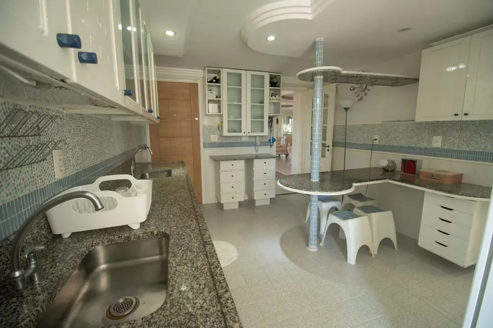 Cobertura, 5 quartos, 330 m² - Foto 24