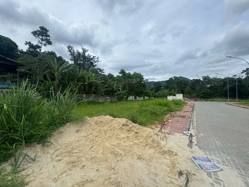 Terreno, 200 m² - Foto 1