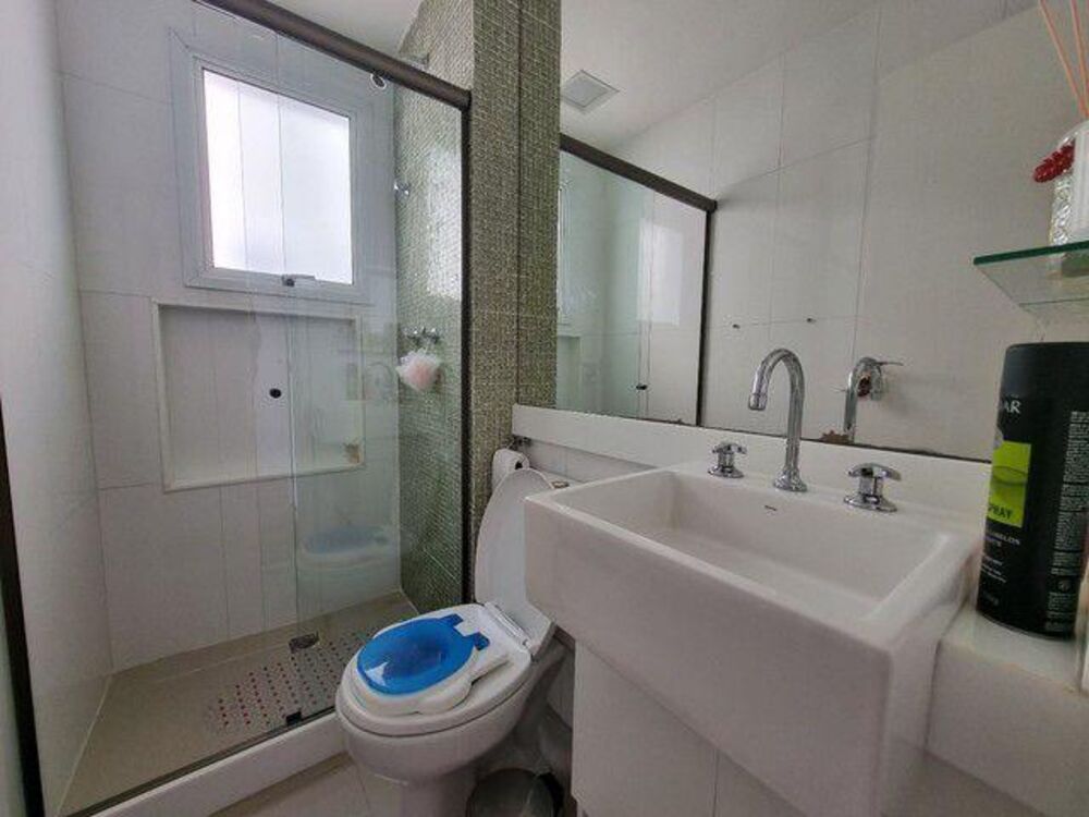 Casa de Condomínio à venda com 4 quartos, 226m² - Foto 5