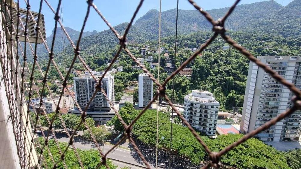 Apartamento à venda com 4 quartos, 188m² - Foto 4