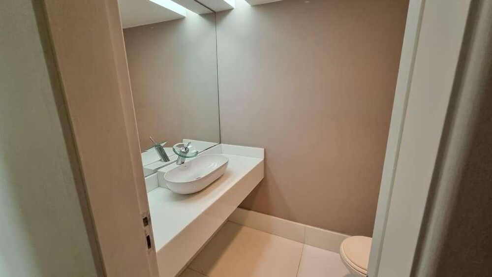 Apartamento à venda com 4 quartos, 188m² - Foto 1