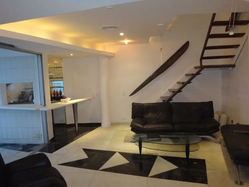 Cobertura, 3 quartos, 300 m² - Foto 4