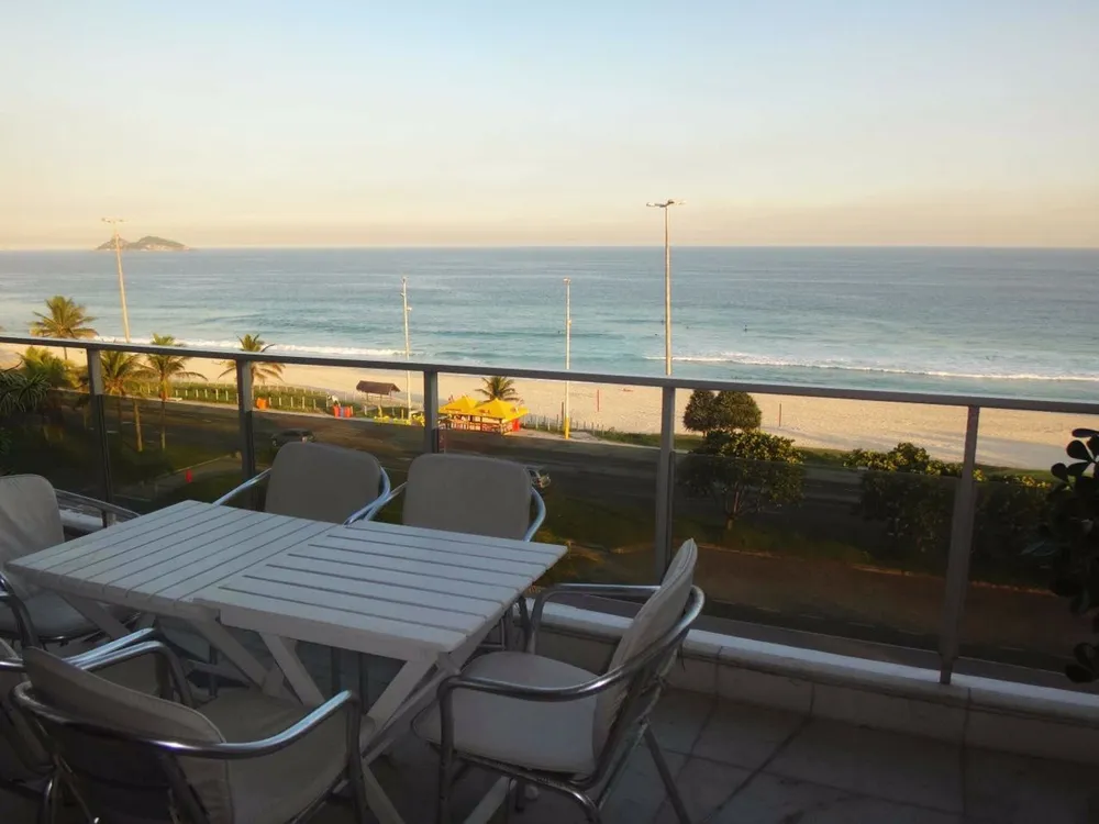 Cobertura, 3 quartos, 300 m² - Foto 1