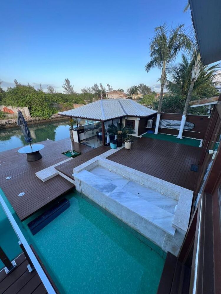Casa à venda com 5 quartos, 671m² - Foto 2