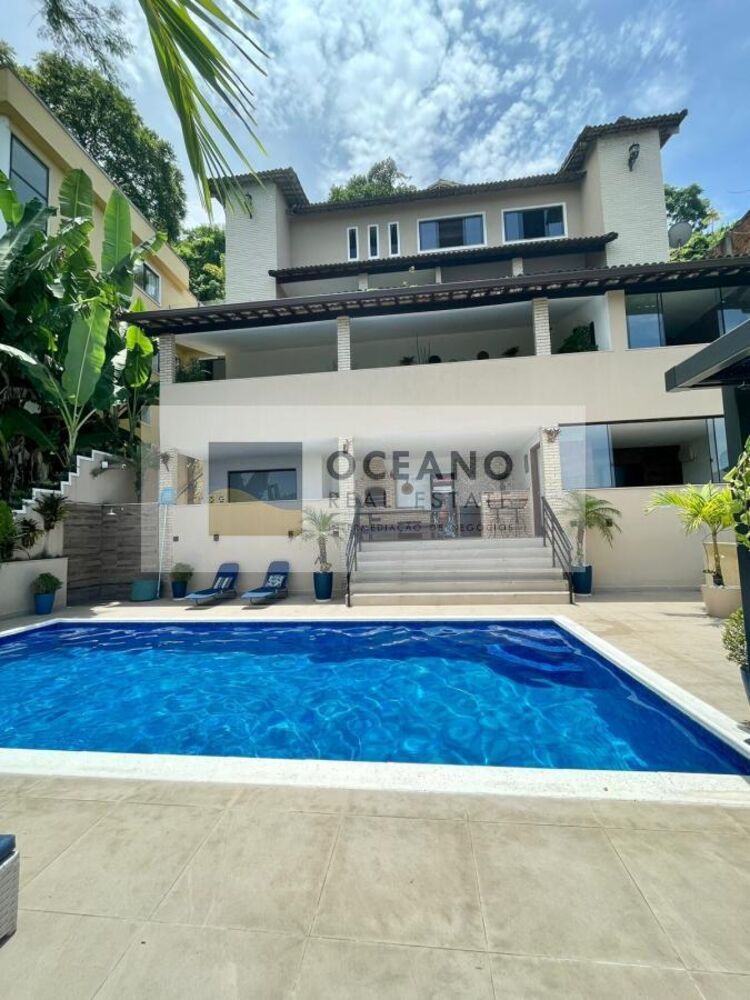 Casa de Condomínio para alugar com 5 quartos, 578m² - Foto 1