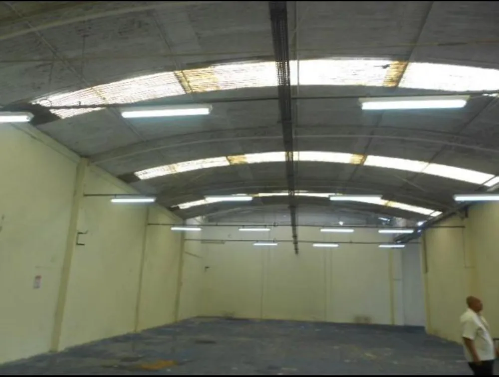 Depósito-Galpão, 1200 m² - Foto 1