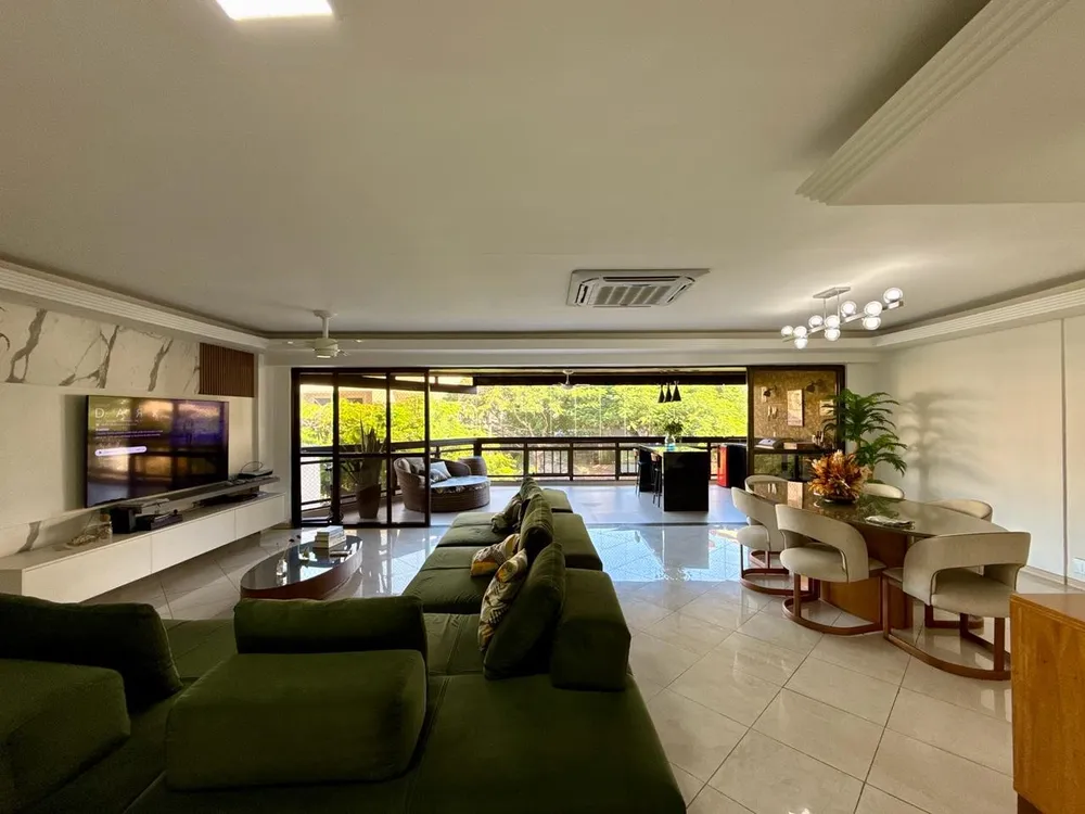 Apartamento, 3 quartos, 188 m² - Foto 1
