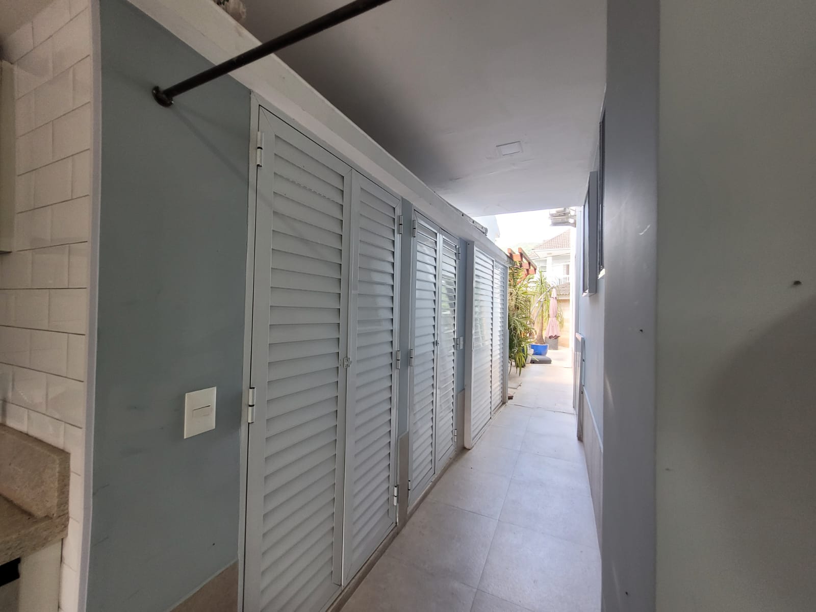 Casa de Condomínio à venda com 5 quartos, 220m² - Foto 26