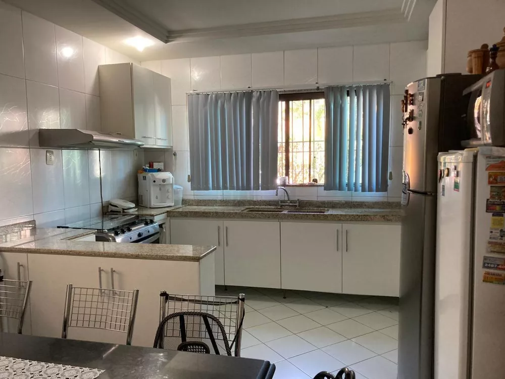 Casa, 4 quartos, 264 m² - Foto 13