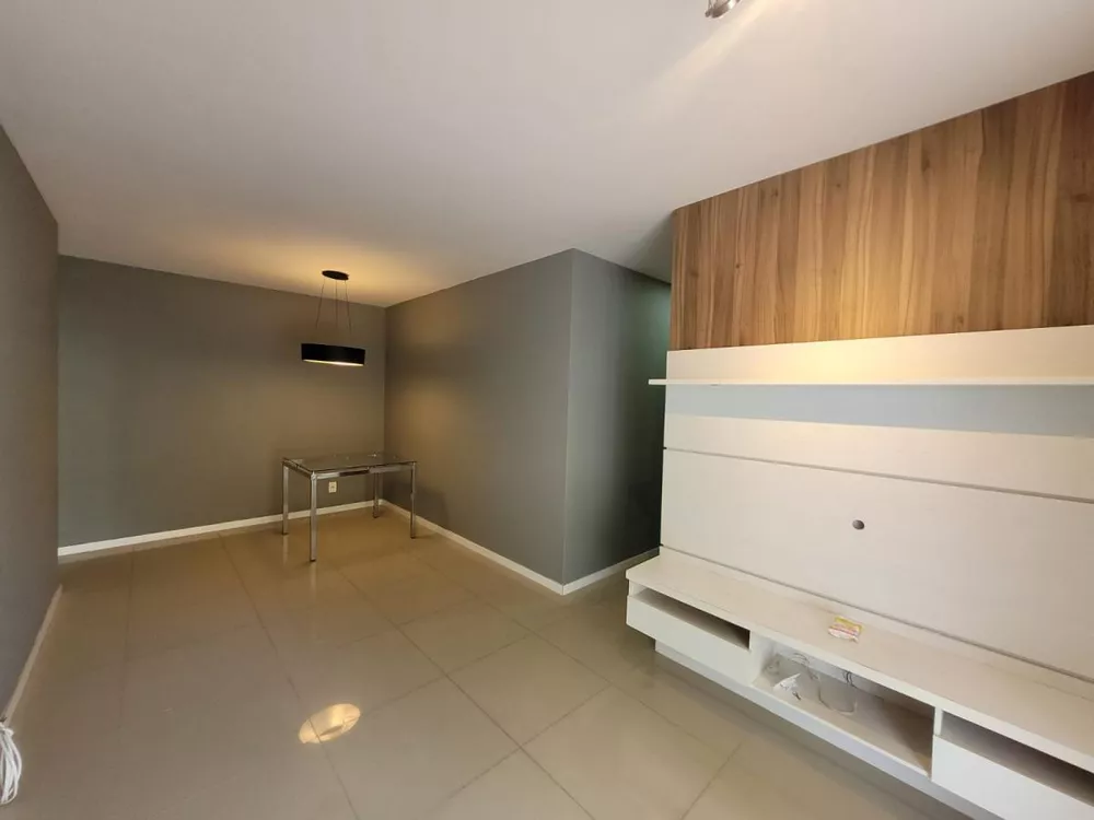 Apartamento à venda com 3 quartos, 154m² - Foto 1