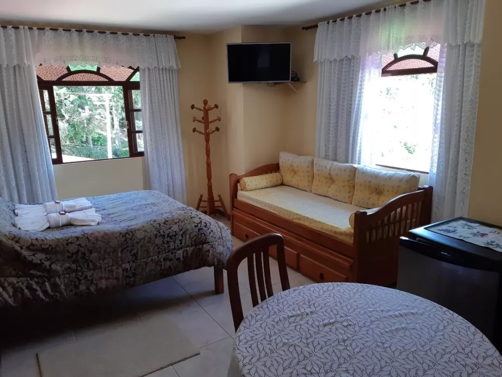 Chácara, 8 quartos, 2200 m² - Foto 19