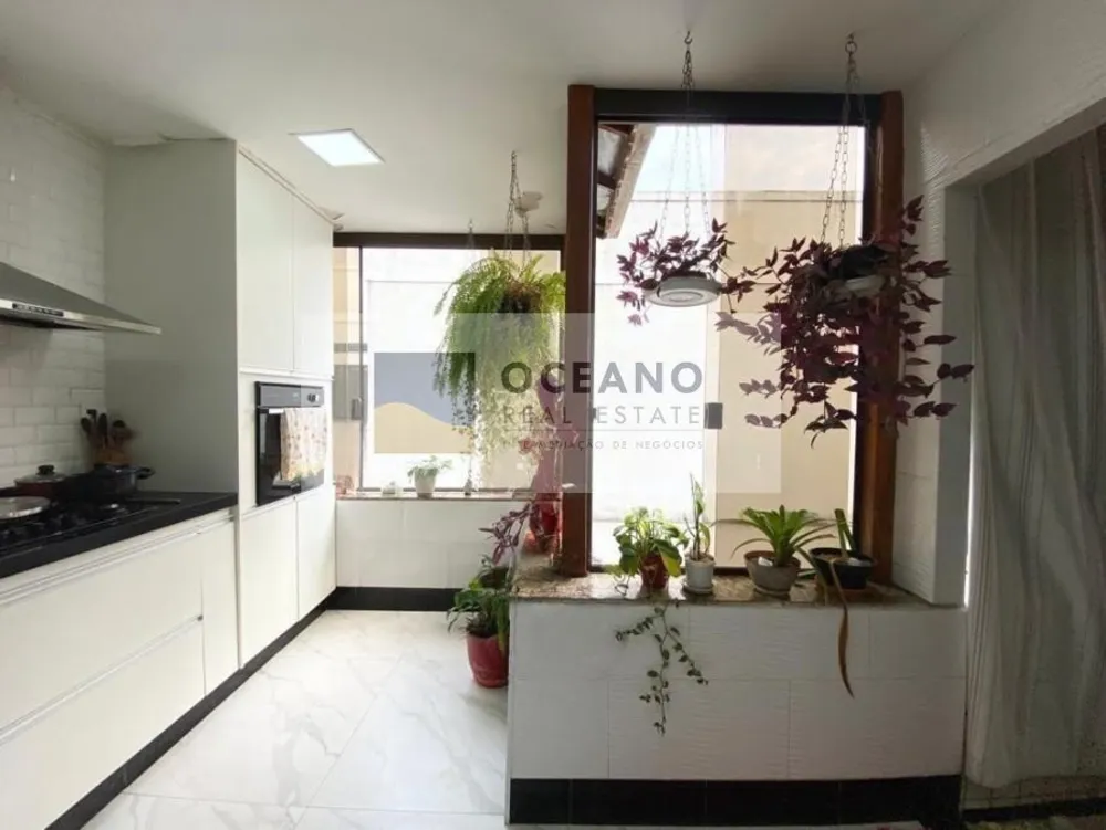 Cobertura, 3 quartos, 220 m² - Foto 1