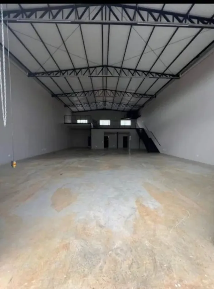 Terreno, 7609 m² - Foto 2