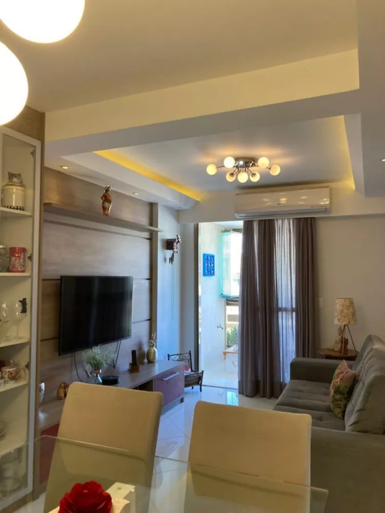 Apartamento à venda com 2 quartos, 76m² - Foto 3