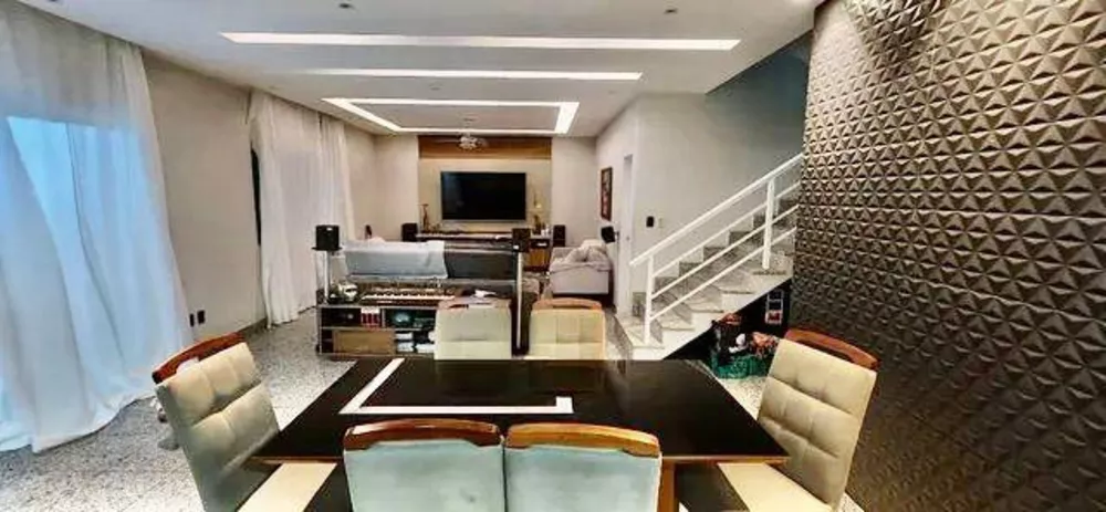 Casa de Condomínio à venda com 5 quartos, 260m² - Foto 13