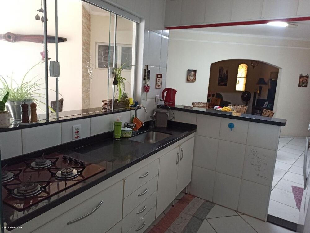 Casa, 3 quartos, 400 m² - Foto 2