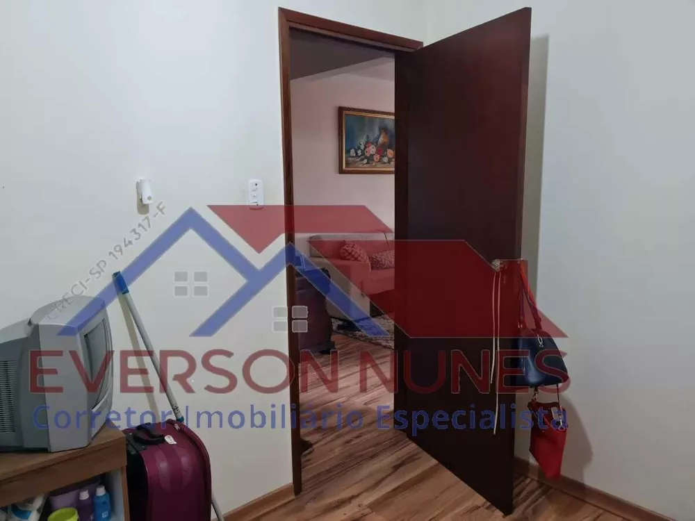 Casa à venda com 3 quartos, 156m² - Foto 4