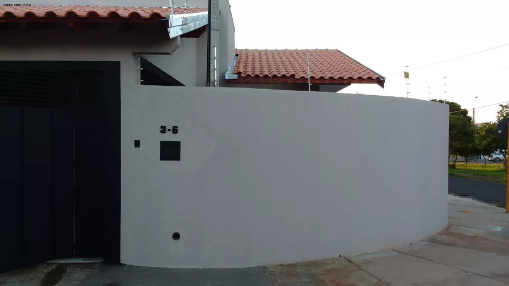 Casa à venda com 3 quartos, 138m² - Foto 2