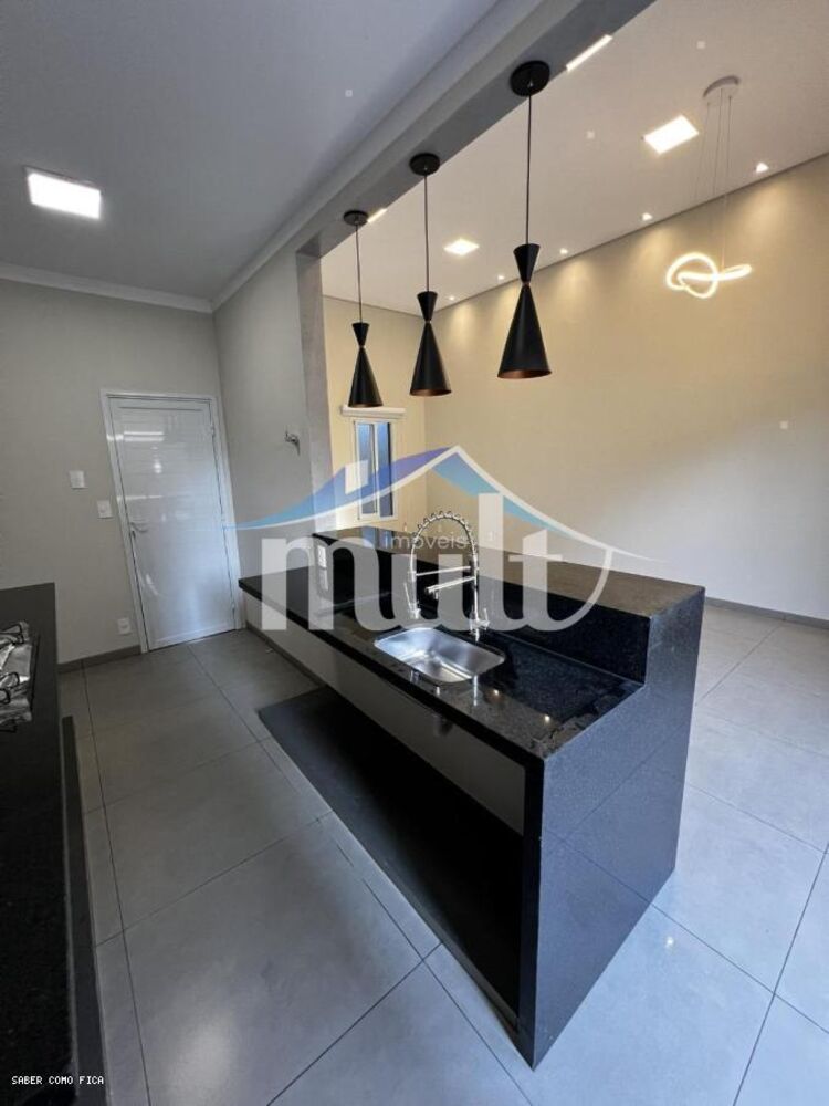 Casa, 3 quartos, 292 m² - Foto 1