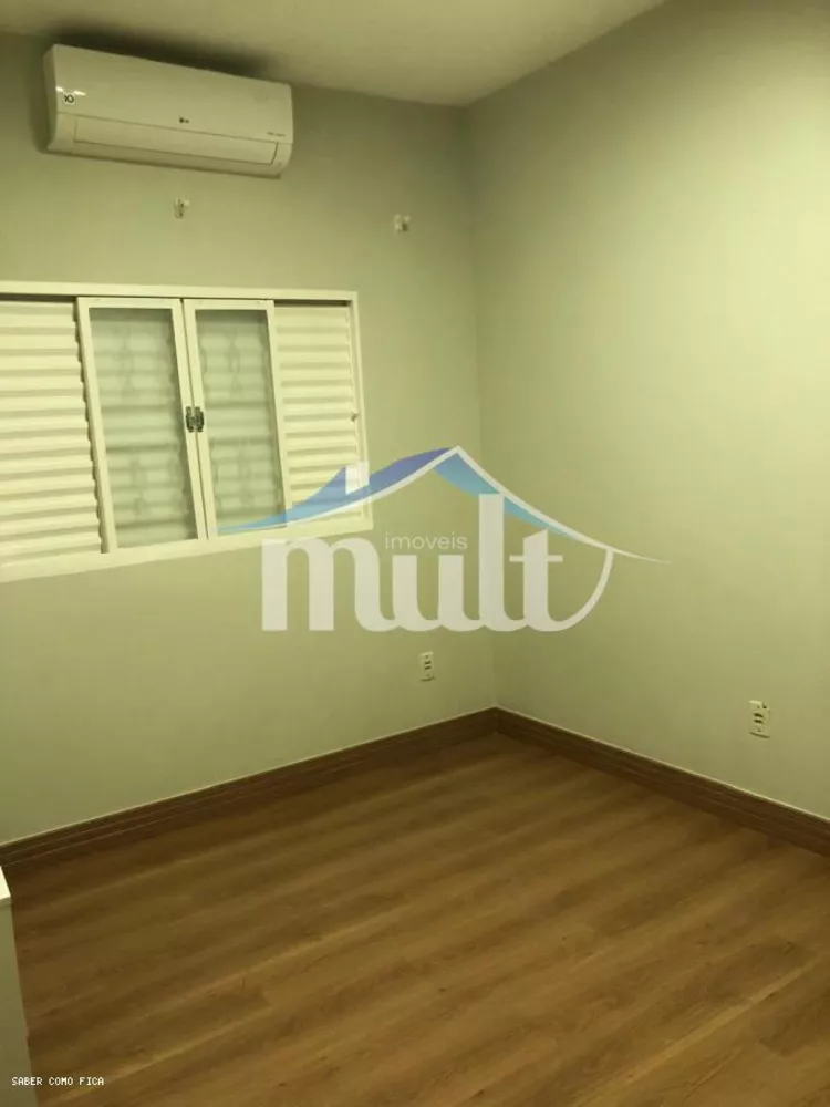 Casa, 3 quartos, 210 m² - Foto 3