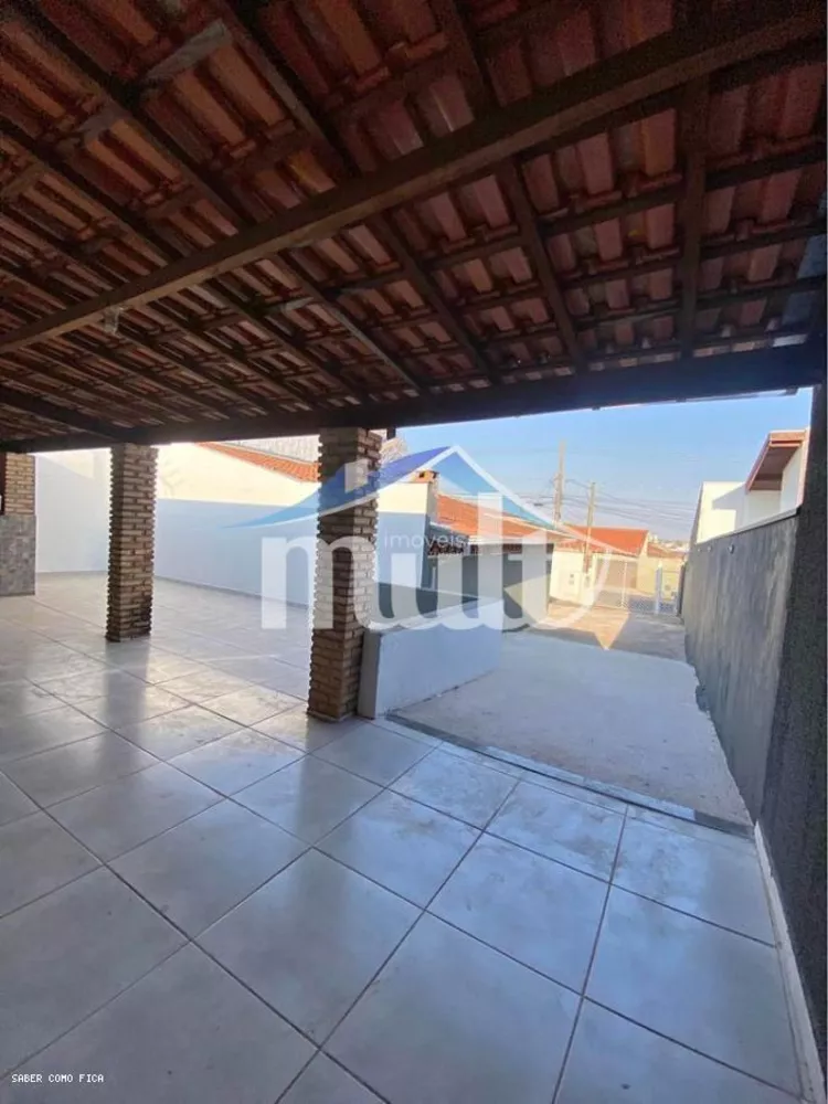 Casa à venda com 4 quartos, 355m² - Foto 1