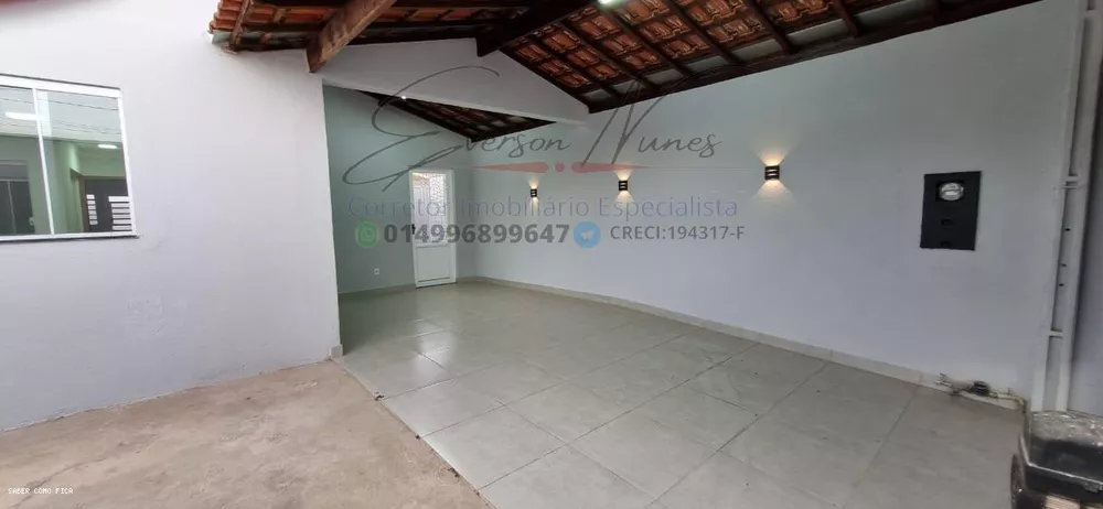 Casa à venda com 3 quartos, 225m² - Foto 2