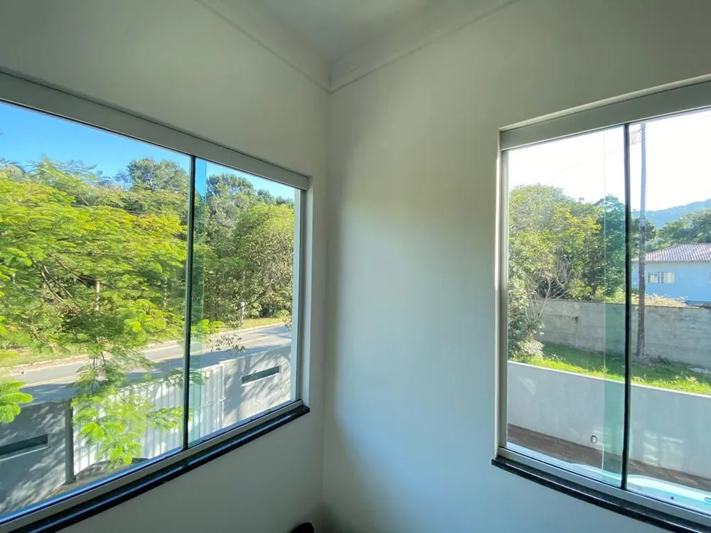 Casa, 3 quartos, 237 m² - Foto 3