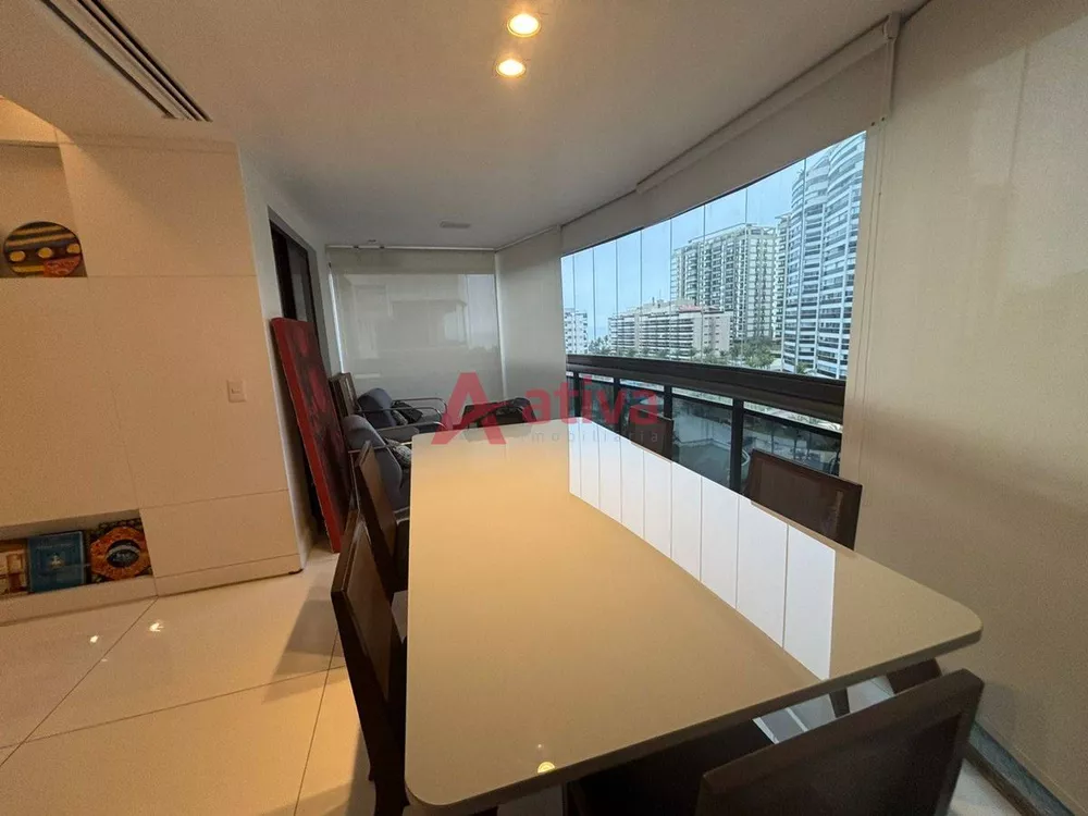 Cobertura, 3 quartos, 224 m² - Foto 4