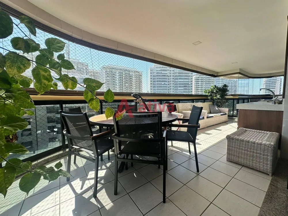 Apartamento, 3 quartos, 201 m² - Foto 1