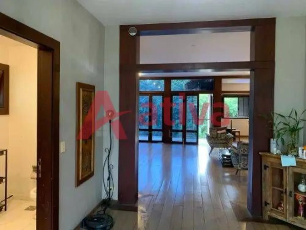 Casa, 5 quartos, 300 m² - Foto 16