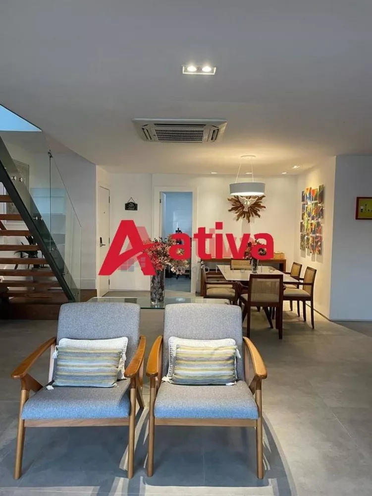 Cobertura, 3 quartos, 261 m² - Foto 4