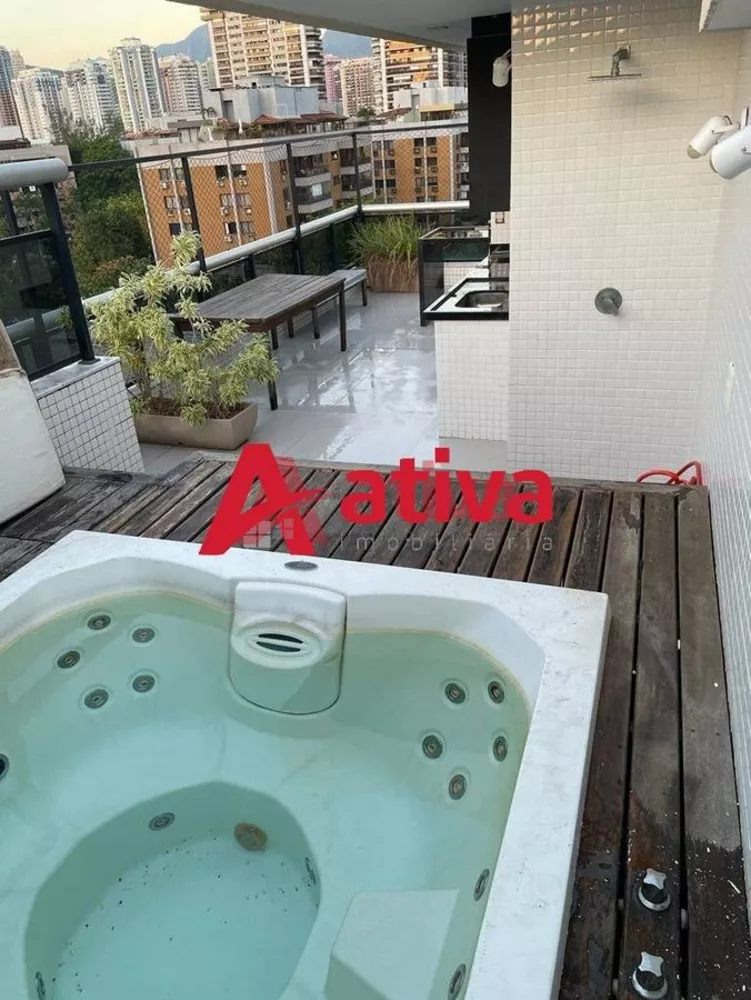 Cobertura, 3 quartos, 261 m² - Foto 23