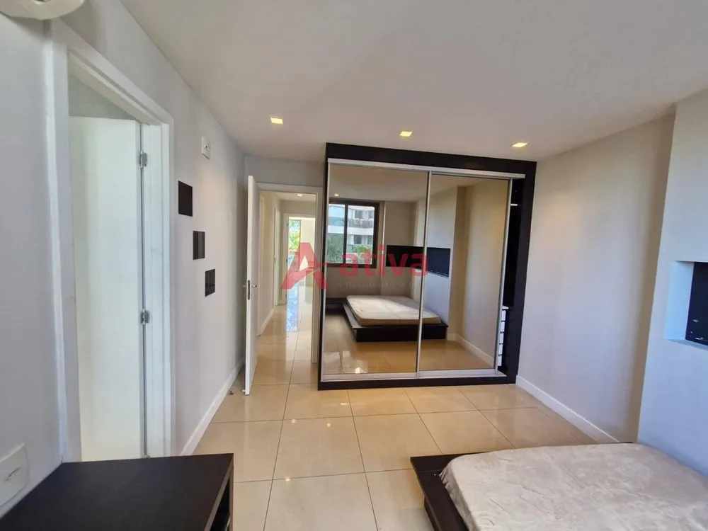 Apartamento, 4 quartos, 233 m² - Foto 8