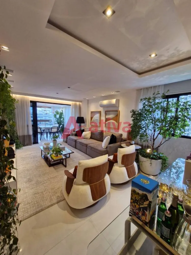 Apartamento, 3 quartos, 131 m² - Foto 2