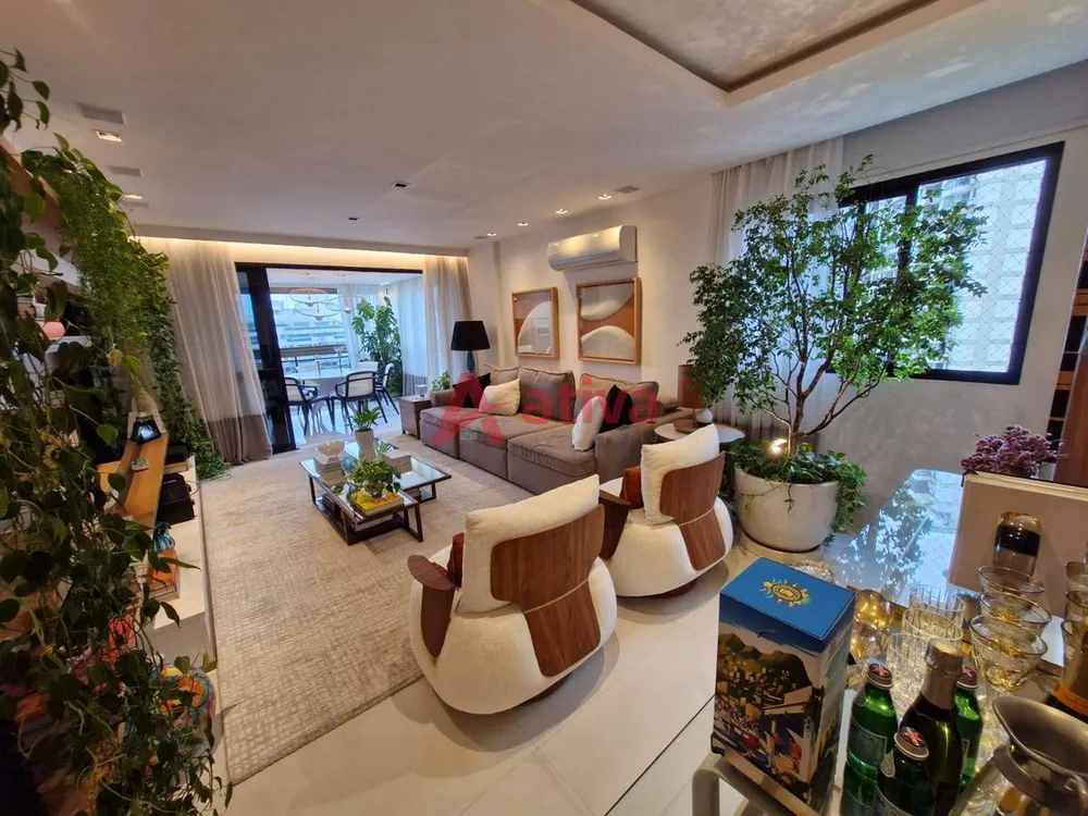 Apartamento, 3 quartos, 131 m² - Foto 1