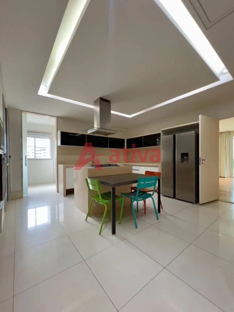 Apartamento, 4 quartos, 281 m² - Foto 13