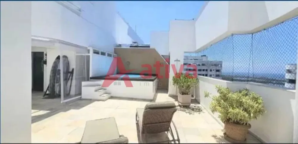 Cobertura, 3 quartos, 167 m² - Foto 2